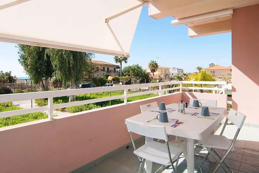 Travelliving - Casa Al Porto, Marina Di Ragusa