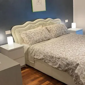 achille-apartment.it-lombardy.com/